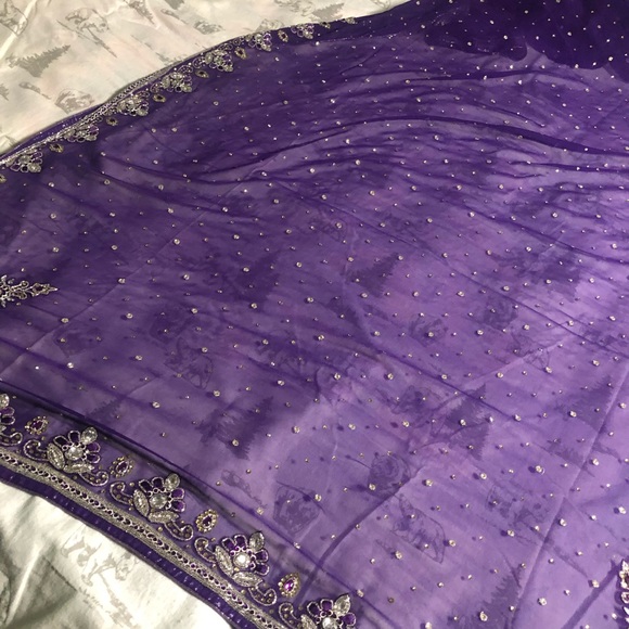 Purple Sari with Blouse - Traditional Wear - Picture 9 of 9
